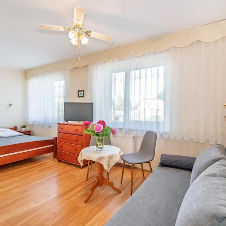 Bed & Breakfast Bajka 3*