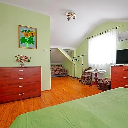 Bed & Breakfast Bajka 3*